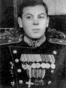Joven Vasily Stalin