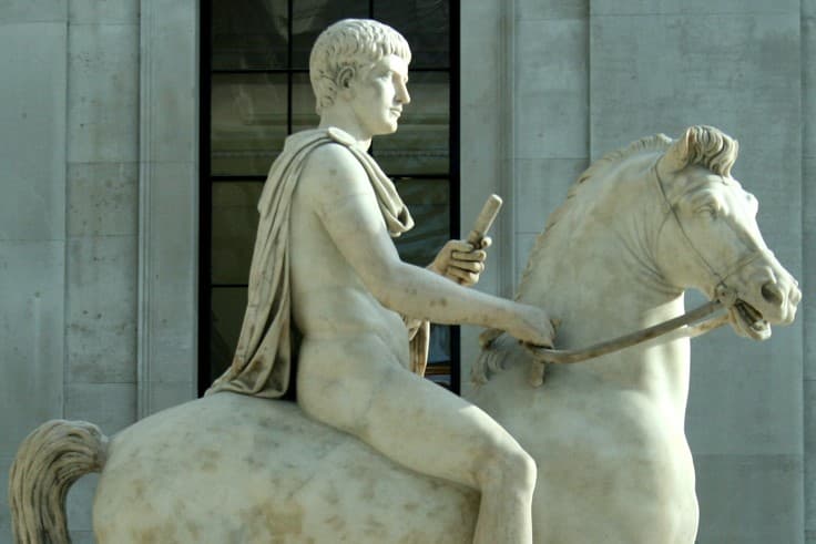 Calígula en su caballo Incitatus