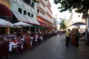 El Bar Palacio, en los portales de Veracruz
